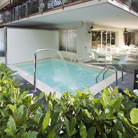 Atlas Hotel Riccione Exterior photo